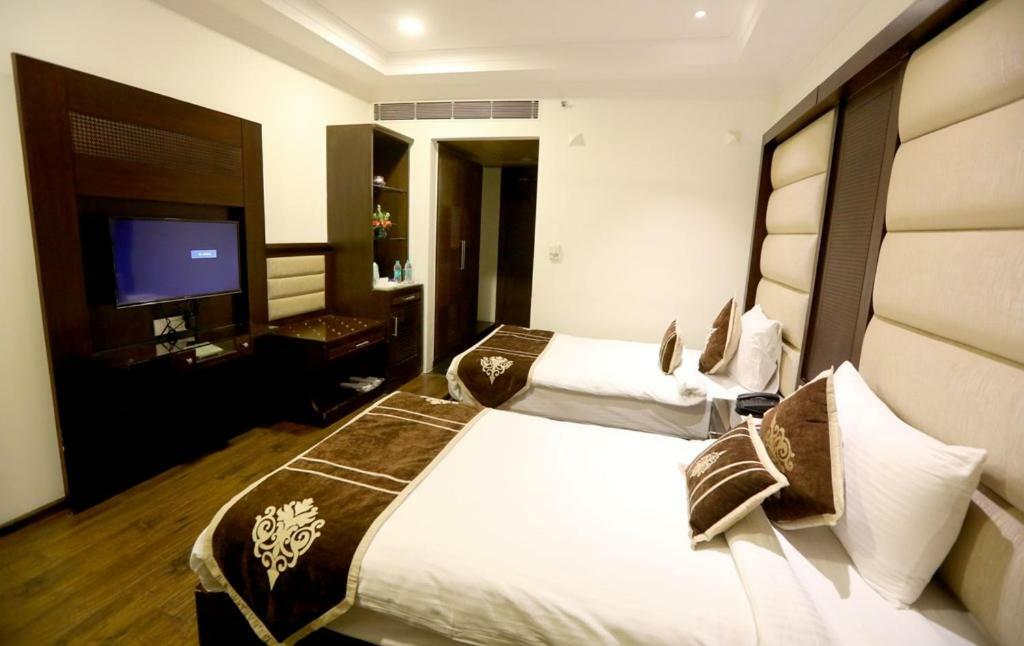 Bluemont Beacon Hotel New Delhi Gurgaon Eksteriør billede