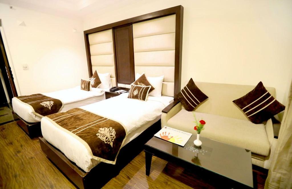 Bluemont Beacon Hotel New Delhi Gurgaon Eksteriør billede