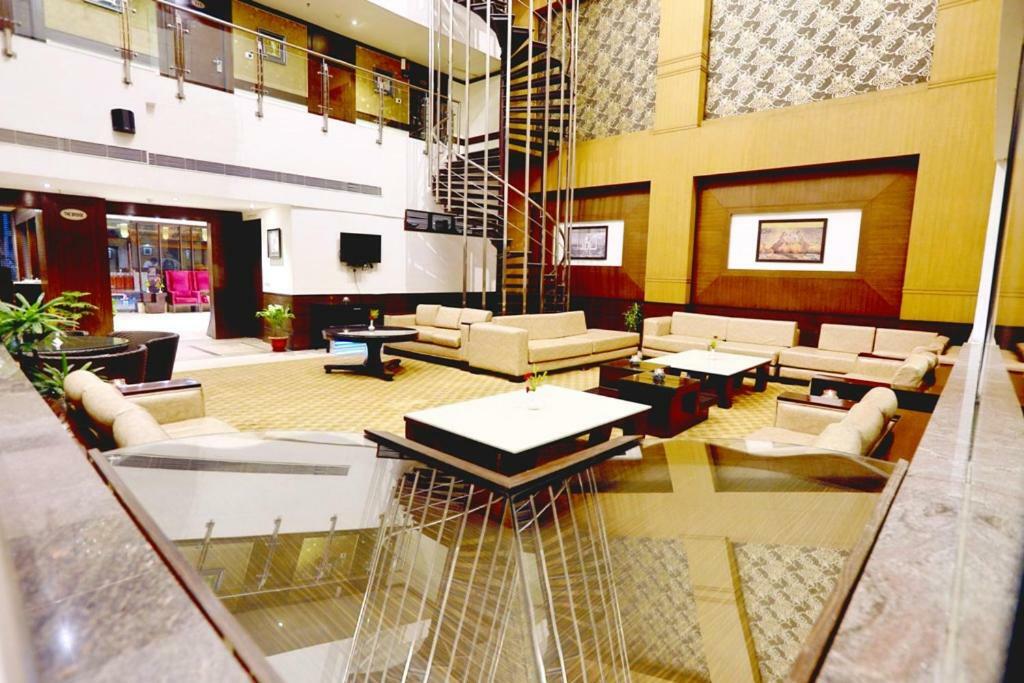 Bluemont Beacon Hotel New Delhi Gurgaon Eksteriør billede